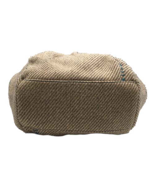 MIU MIU（ミュウミュウ）MIU MIU (ミュウミュウ) がま口ハンドバッグ ベージュ サイズ:下記参照の古着・服飾アイテム