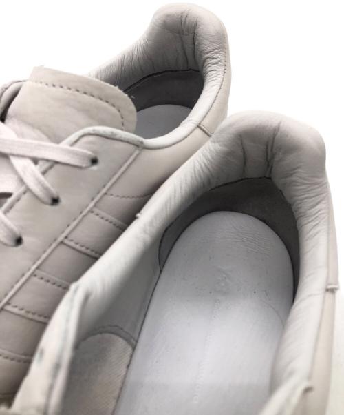 Y-3（ワイスリー）Y-3 (ワイスリー) ローカットスニーカー グレー サイズ:28cmの古着・服飾アイテム