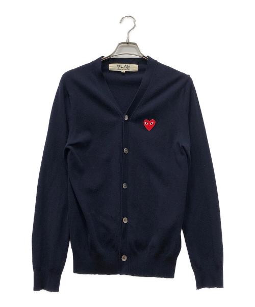 PLAY COMME des GARCONS（プレイコムデギャルソン）PLAY COMME des GARCONS (プレイコムデギャルソン) ハートワッペンウールカーディガン ネイビー サイズ:Mの古着・服飾アイテム