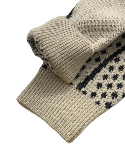 PALACE（パレス）PALACE (パレス) REAR VIEW KNIT ホワイト×ブラック サイズ:Sの古着・服飾アイテム