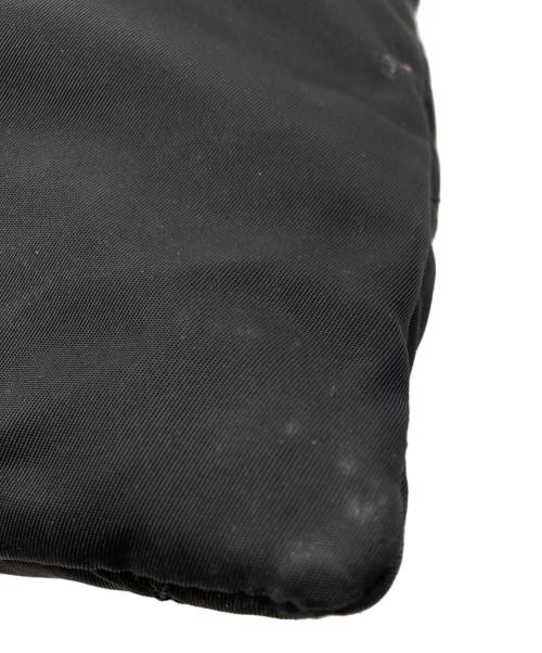 PRADA（プラダ）PRADA (プラダ) ナイロンショルダーバッグ ブラックの古着・服飾アイテム