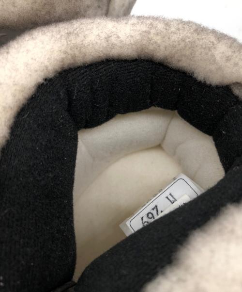 JIMMY CHOO（ジミーチュウ）JIMMY CHOO (ジミーチュウ) MOON BOOT (ムーンブーツ) MB BUZZ ムートンブーツ ブラウン サイズ:EU：41/42の古着・服飾アイテム