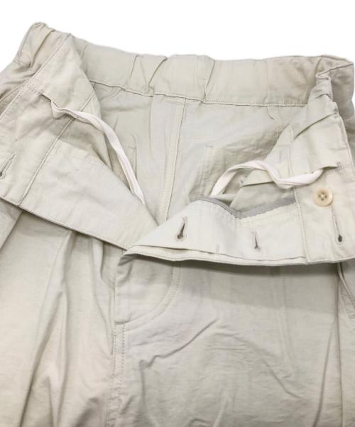 MHL（エムエイチエル）MHL (エムエイチエル) LIGHTWEIGHT COTTON NYLON TWILL TROUSERS グリーン サイズ:1の古着・服飾アイテム