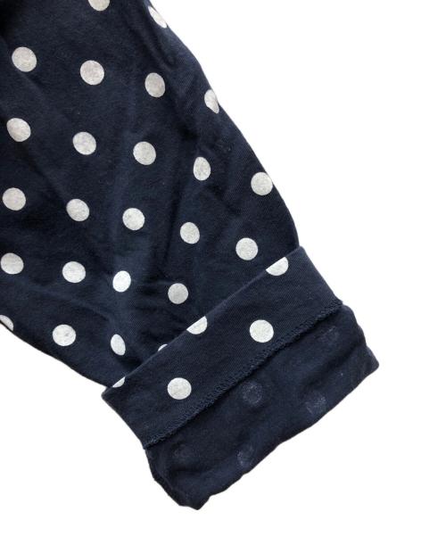 PLAY COMME des GARCONS（プレイコムデギャルソン）PLAY COMME des GARCONS (プレイコムデギャルソン) Polka Dots Long Sleeve T-Shirt With Red Emblem ネイビー サイズ:ＸＳの古着・服飾アイテム