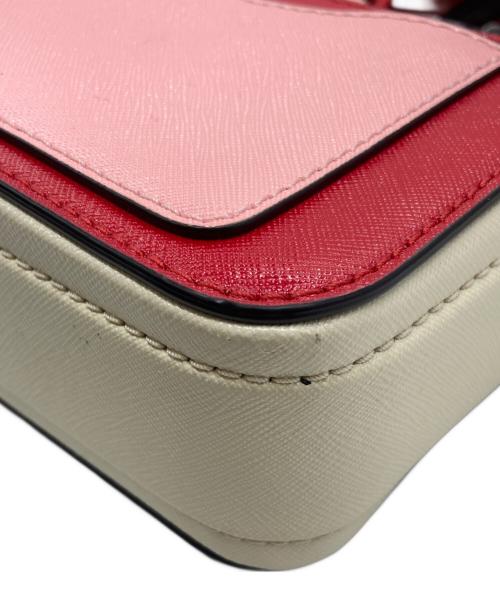 MARC JACOBS（マークジェイコブズ）MARC JACOBS (マークジェイコブズ) スナップショットショルダーバッグ ピンクの古着・服飾アイテム