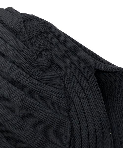 ISSEY MIYAKE（イッセイミヤケ）ISSEY MIYAKE (イッセイミヤケ) KNIT (AS IT IS) ブラック サイズ:2の古着・服飾アイテム