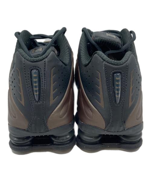 NIKE（ナイキ）NIKE (ナイキ) SHOX R4スニーカー ブラウン サイズ:26.5cmの古着・服飾アイテム