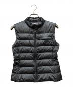 PRADA SPORTSプラダスポーツ）の古着「プレート付キダウンベスト」｜カーキ