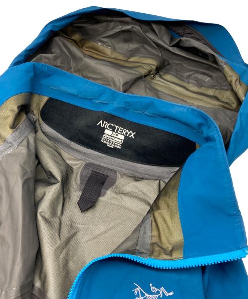 ARC'TERYX（アークテリクス）ARC'TERYX (アークテリクス) Beta LT Hybrid Jacket ブルー サイズ:Sの古着・服飾アイテム