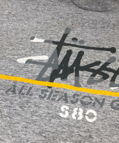stussy（ステューシー）stussy (ステューシー) プリントTシャツ グレー サイズ:Mの古着・服飾アイテム