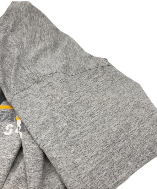 stussy（ステューシー）stussy (ステューシー) プリントTシャツ グレー サイズ:Mの古着・服飾アイテム
