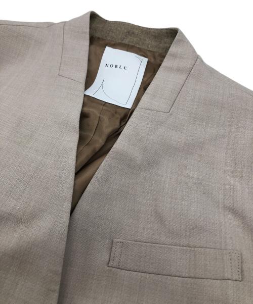 Noble（ノーブル）Noble (ノーブル) ダブルクロスカラーレスジャケット ベージュ サイズ:38の古着・服飾アイテム