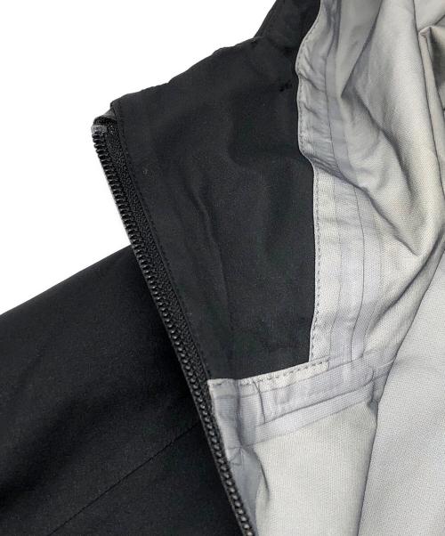 HELLY HANSEN（ヘリーハンセン）HELLY HANSEN (ヘリーハンセン) ウルドレインパーカー ブラック サイズ:Mの古着・服飾アイテム