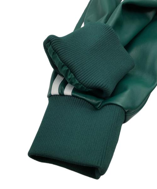 adidas（アディダス）adidas (アディダス) フェイクレザー アディカラー スリーストライプス ルーズ ファイヤーバード トラックスーツジャケット グリーン サイズ:XLの古着・服飾アイテム