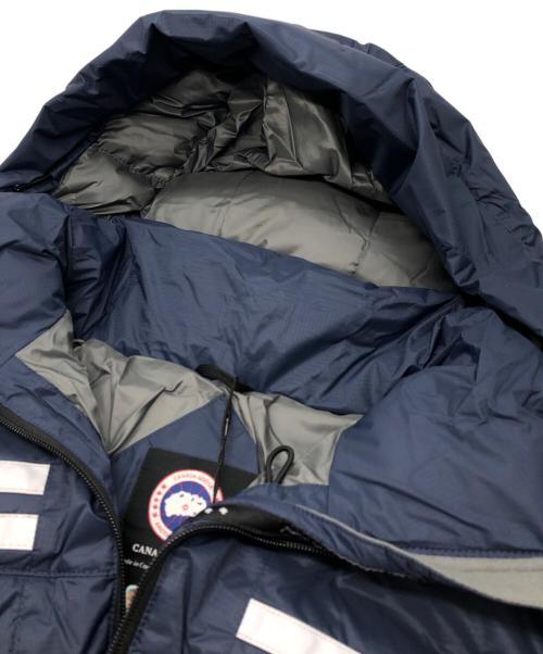 CANADA GOOSE（カナダグース）CANADA GOOSE (カナダグース) SUMMIT JACKET ネイビー サイズ:Lの古着・服飾アイテム