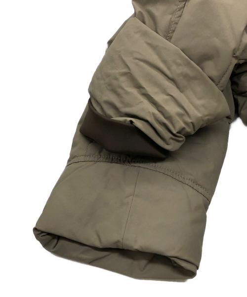 PEUTEREY（ピューテリー）PEUTEREY (ピューテリー) ダウンジャケット ベージュ サイズ:XLの古着・服飾アイテム