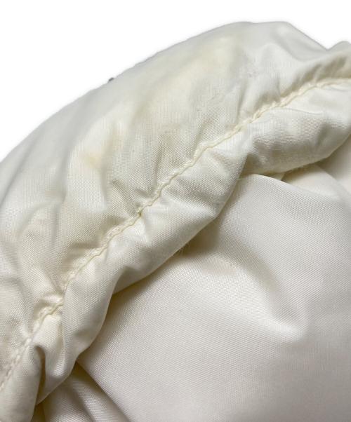 MONCLER GAMME BLEU（モンクレール ガム ブルー）MONCLER GAMME BLEU (モンクレール ガム ブルー) ダウンジャケット ホワイト サイズ:2の古着・服飾アイテム