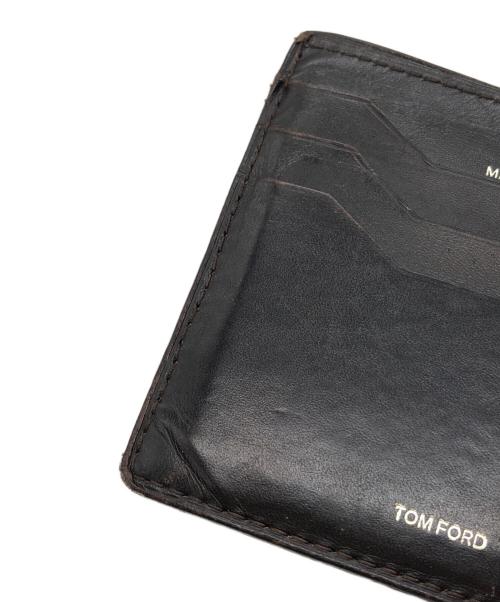 TOM FORD（トムフォード）TOM FORD (トムフォード) 型押し2つ折り財布 ブラウンの古着・服飾アイテム