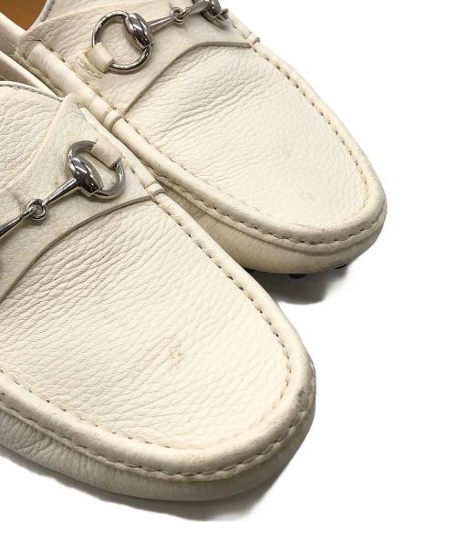 GUCCI（グッチ）GUCCI (グッチ) ドライビングビットローファー ホワイト サイズ:25cmの古着・服飾アイテム