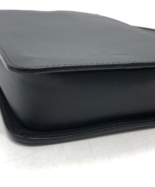 IL BISONTE（イル ビゾンテ）IL BISONTE (イル ビゾンテ) レザーミニショルダーバッグ ブラックの古着・服飾アイテム