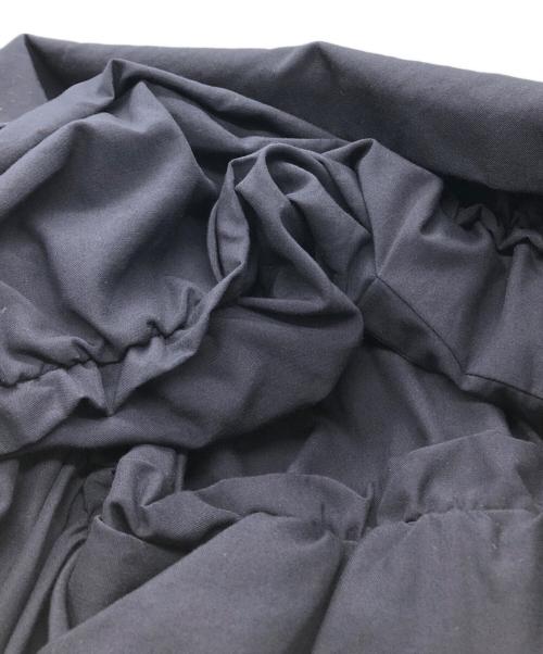 COMME des GARCONS（コムデギャルソン）COMME des GARCONS (コムデギャルソン) ウールフリルロングスカート ブラック サイズ:Sの古着・服飾アイテム