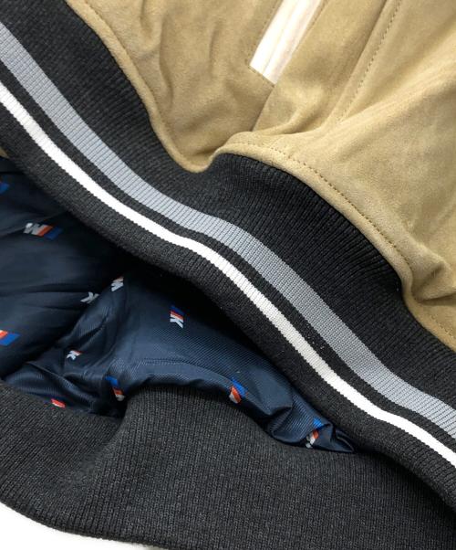 KITH（キス）KITH (キス) BMW (ビーエムダブリュー) M3 SUEDE BOMBER JACKET ベージュ サイズ:Lの古着・服飾アイテム