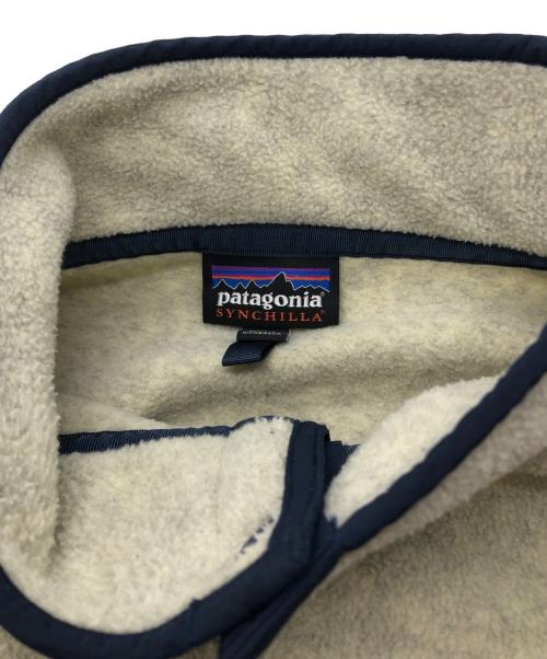 Patagonia（パタゴニア）Patagonia (パタゴニア) ライトウェイト シンチラ スナップT フリースプルオーバー ベージュ サイズ:Lの古着・服飾アイテム