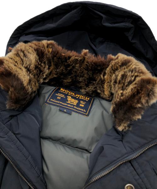 WOOLRICH（ウールリッチ）WOOLRICH (ウールリッチ) ファー付きダウンジャケット ネイビー サイズ:Lの古着・服飾アイテム