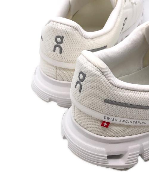 on（オン）on (オン) Cloud 6 ホワイト サイズ:26.5cmの古着・服飾アイテム