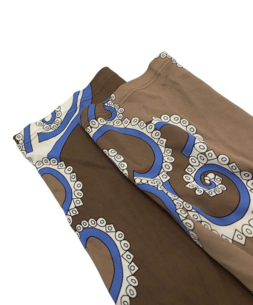 Emilio Pucci（エミリオ プッチ）Emilio Pucci (エミリオ プッチ) 総柄レーヨンワンピース ベージュ サイズ:Mの古着・服飾アイテム