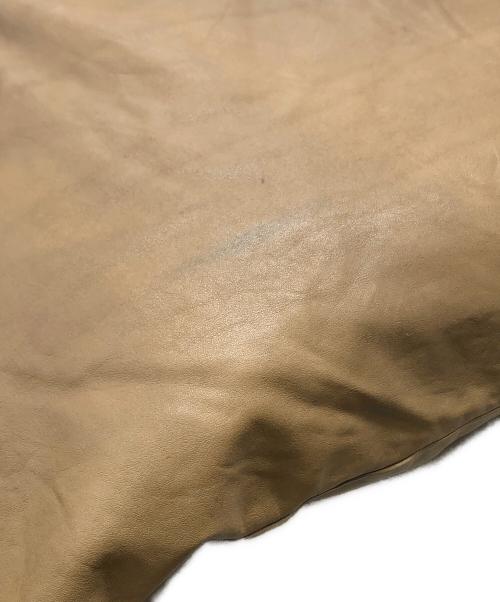 ARTS&SCIENCE（アーツアンドサイエンス）ARTS&SCIENCE (アーツアンドサイエンス) レザーショルダーバッグ ベージュ サイズ:下記参照の古着・服飾アイテム