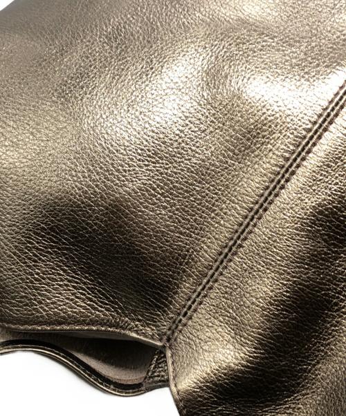 AULENTTI（オウレンティ）AULENTTI (オウレンティ) トライアングルバッグ ゴールド サイズ:下記参照の古着・服飾アイテム