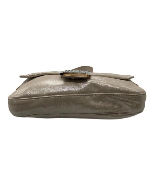 FENDI（フェンディ）FENDI (フェンディ) ショルダーバッグ ベージュの古着・服飾アイテム