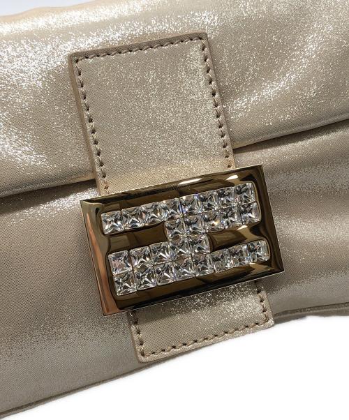 FENDI（フェンディ）FENDI (フェンディ) ショルダーバッグ ベージュの古着・服飾アイテム