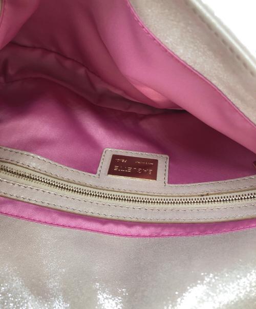FENDI（フェンディ）FENDI (フェンディ) ショルダーバッグ ベージュの古着・服飾アイテム