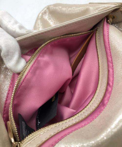 FENDI（フェンディ）FENDI (フェンディ) ショルダーバッグ ベージュの古着・服飾アイテム