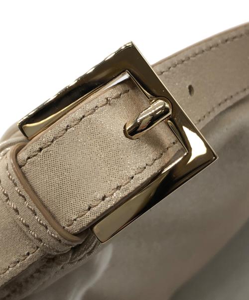 FENDI（フェンディ）FENDI (フェンディ) ショルダーバッグ ベージュの古着・服飾アイテム