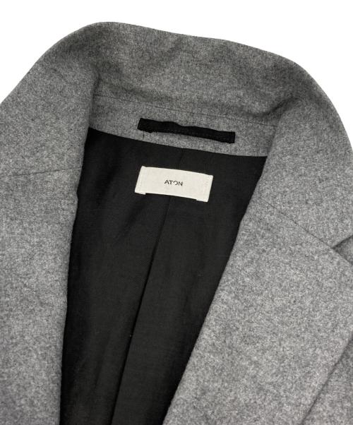 ATON（エイトン）ATON (エイトン) MERINO COLLEGE FLANNEL TAILORED JACKET グレー サイズ:02の古着・服飾アイテム