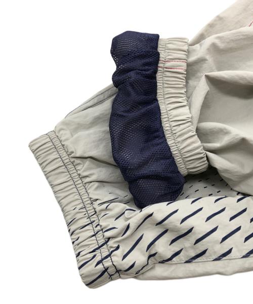 PALACE（パレス）PALACE (パレス) PRO TEAM SHELL JOGGER オフホワイト サイズ:Sの古着・服飾アイテム