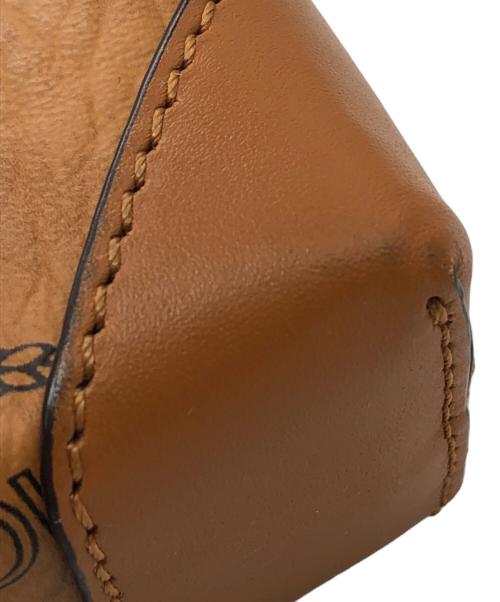 MCM（エムシーエム）MCM (エムシーエム) Soft Berlin Visetos Crosbody Bag ベージュの古着・服飾アイテム