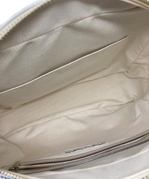 COMME des GARCONS（コムデギャルソン）COMME des GARCONS (コムデギャルソン) 青山 台形 ハンドバッグ シルバーの古着・服飾アイテム
