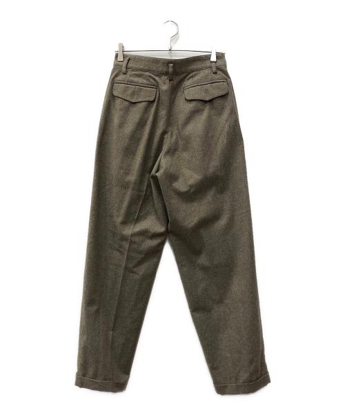 ISSEY MIYAKE MEN（イッセイミヤケメン）ISSEY MIYAKE MEN (イッセイミヤケメン) ウールテーパードパンツ ベージュ サイズ:Mの古着・服飾アイテム