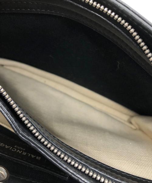 BALENCIAGA（バレンシアガ）BALENCIAGA (バレンシアガ) キャンバスショルダーバッグ ベージュ サイズ:下記参照の古着・服飾アイテム