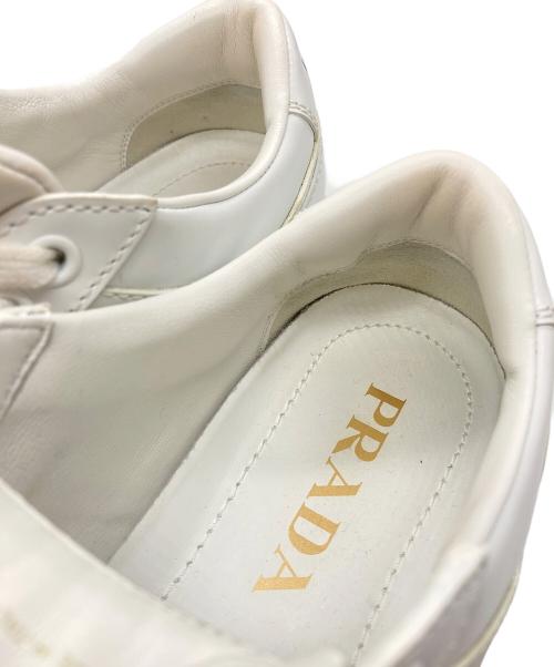 PRADA（プラダ）PRADA (プラダ) ウンタウン ボールドレザー スニーカー ホワイト サイズ:36 1/2の古着・服飾アイテム