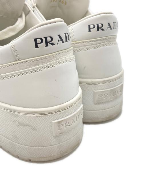 PRADA（プラダ）PRADA (プラダ) ウンタウン ボールドレザー スニーカー ホワイト サイズ:36 1/2の古着・服飾アイテム