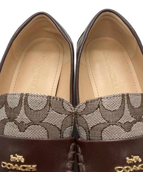 COACH（コーチ）COACH (コーチ) ルーシー ローファー・シグネチャー ジャカード ブラウン サイズ:24.5の古着・服飾アイテム