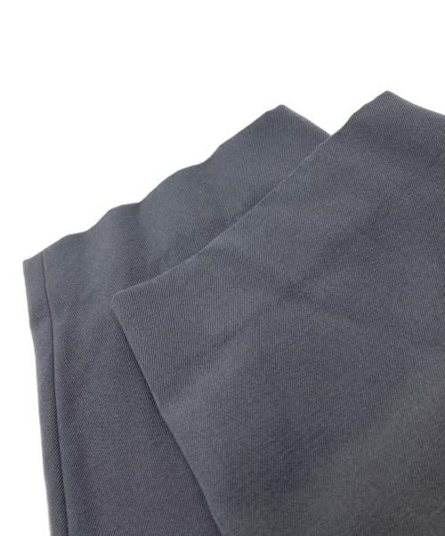 ATON（エイトン）ATON (エイトン) BACK SATIN BASIC PANTS グレー サイズ:以下参照の古着・服飾アイテム