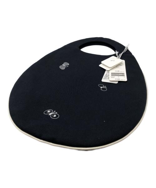 mina perhonen（ミナ ペルホネン）mina perhonen (ミナ ペルホネン) choucho エッグバッグ ネイビー 未使用品の古着・服飾アイテム