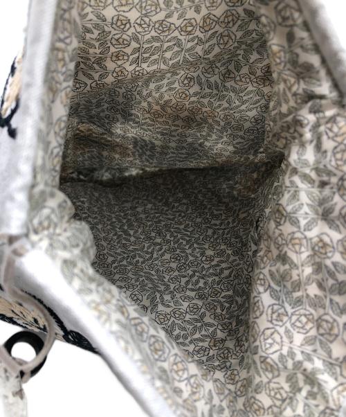 mina perhonen（ミナ ペルホネン）mina perhonen (ミナ ペルホネン) ハナカゼ ペアバッグ ホワイト 未使用品の古着・服飾アイテム