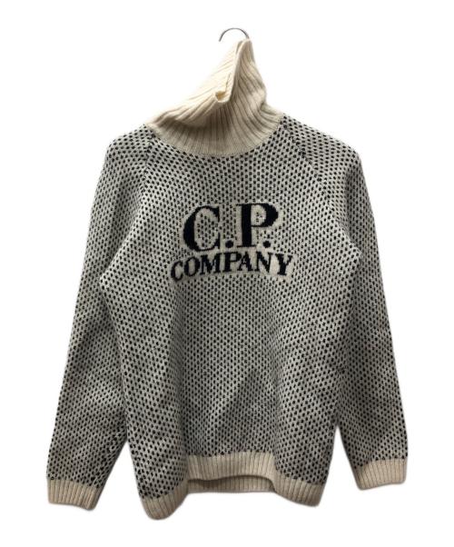 C.P COMPANY（シーピーカンパニー）C.P COMPANY (シーピーカンパニー) タートルネックロゴニット ホワイト サイズ:XLの古着・服飾アイテム